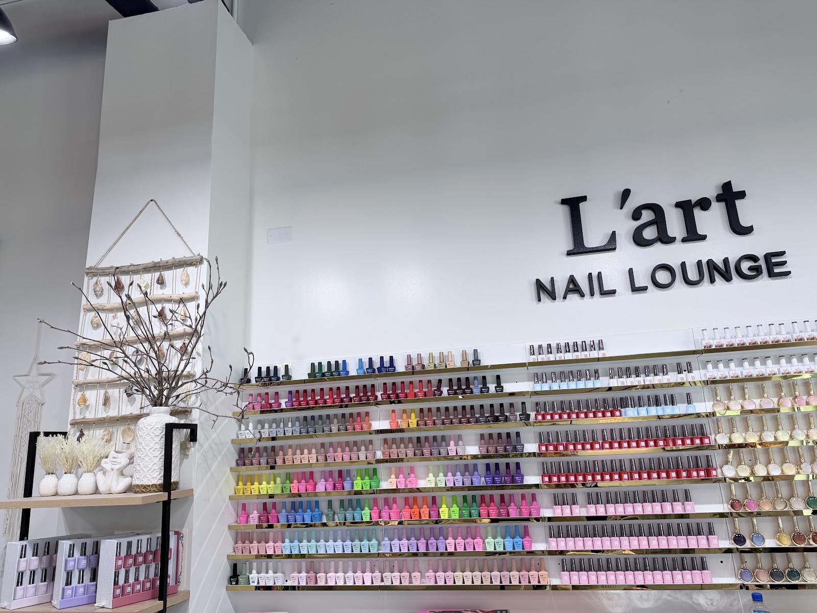 L’art Nail Lounge logo